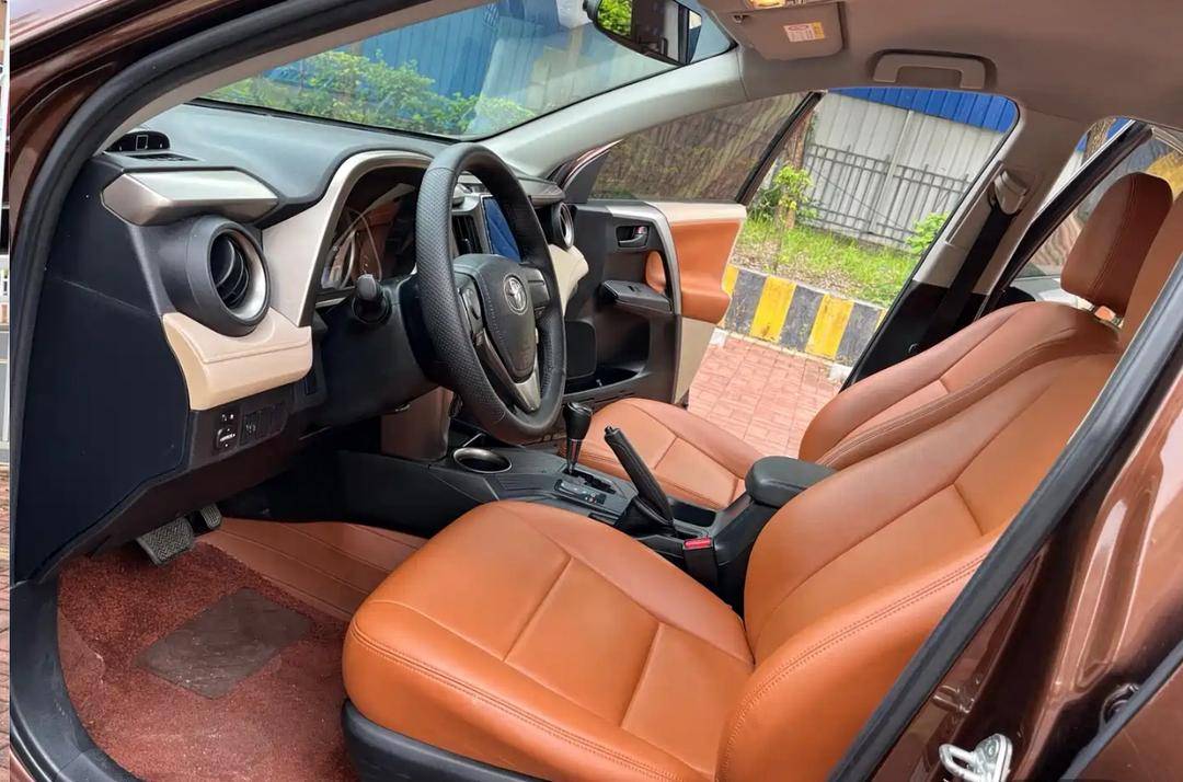 A picture of Toyota rav4