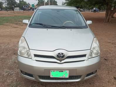 A picture of Toyota Corolla Verso 07 FIRSTBODY 3 Seater Belgium Standard Call
