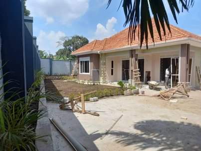 A picture of HOUSE FOR SALE IN KISASI_ BAHAI 500million UGX 4Bedrooms 4