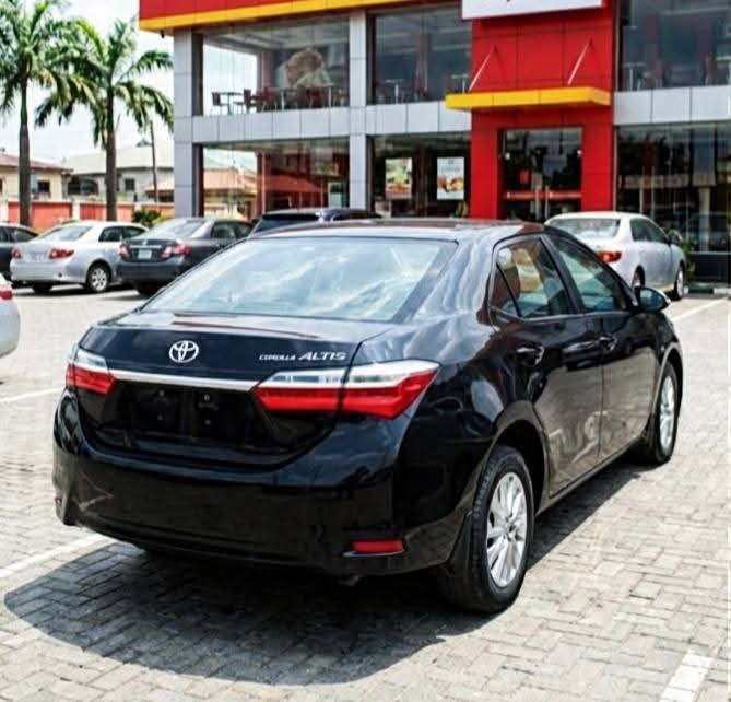 A picture of Toyota Camry 2013