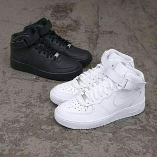 A picture of Plain Tshirts and Nike Airforce 1s