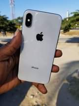 A picture of iphone x GB 64