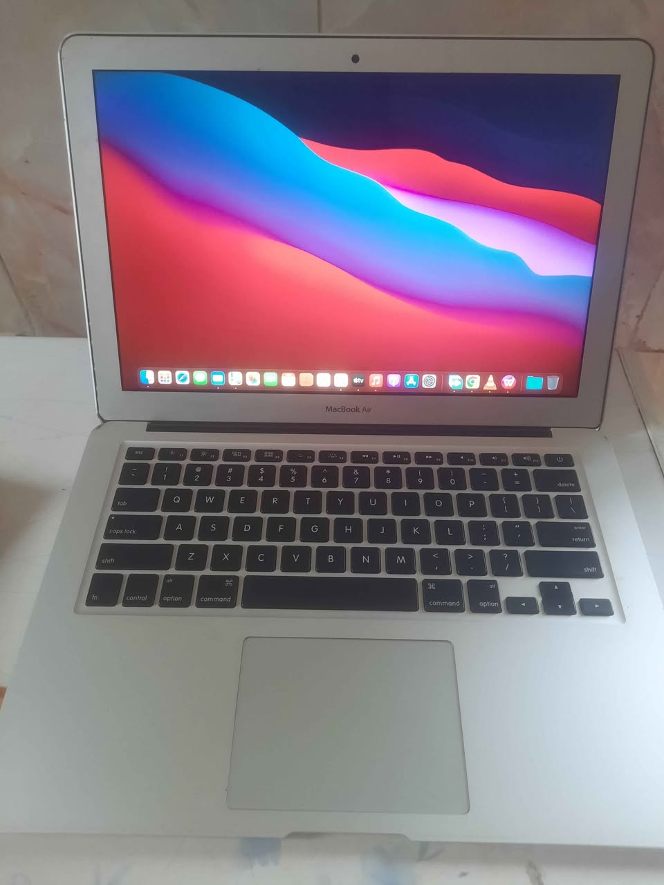 A picture of Apple MacBook 2015 Laptop
