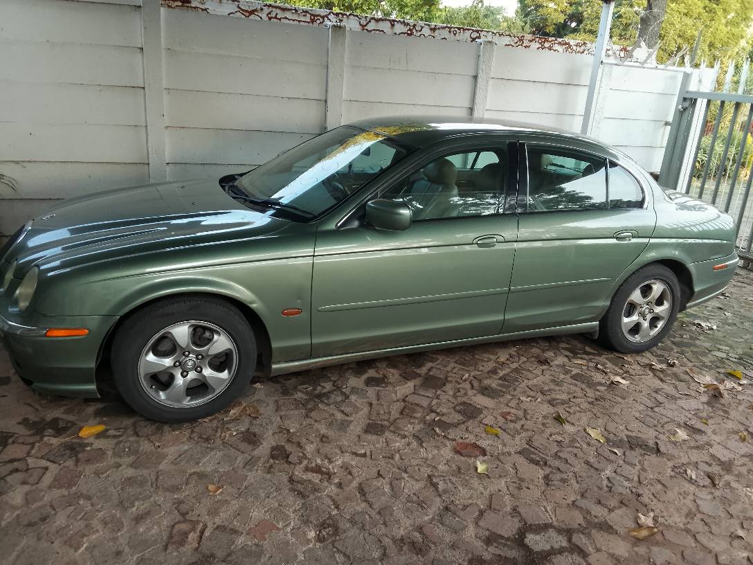 mercedes benz e200