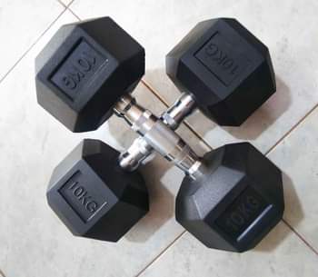 A picture of Dumbells 10kgz Pair