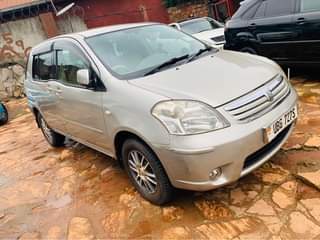 A picture of Toyota Raum