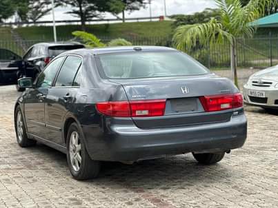 A picture of Good honda accord EXL