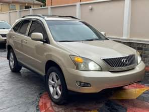 A picture of OMG This is astonishing clean lexus rx350 2007 model basic