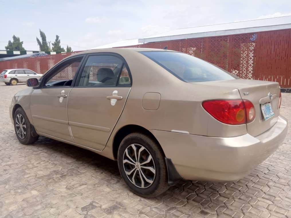 A picture of Toyota Corolla LE