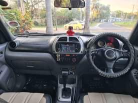 A picture of Toyota Rava4 kiltam no DT cc1790 1zz injini gari mwk2007