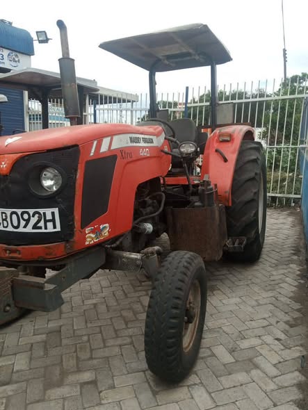 tractor