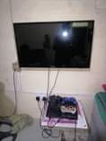A picture of Tv double glass