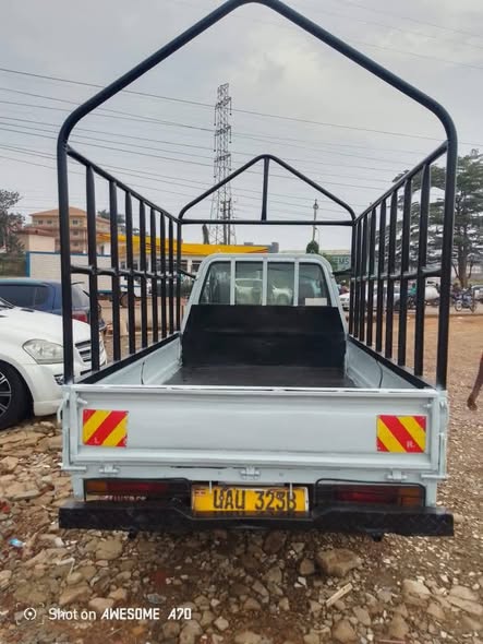 A picture of TOWNACE 15M CALL 0701488581 WHATSAPP 0776417404