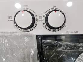 A picture of twin tub washing machine