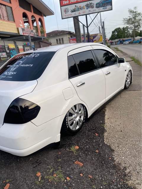 TnT's B.