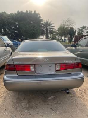 A picture of Very CLEAN Toyota Camry pencil big light with everything intact