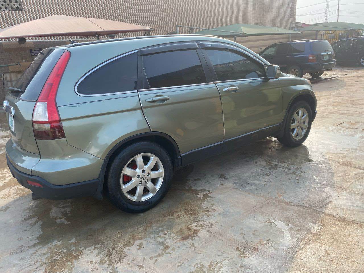A picture of CRV 2009 Model