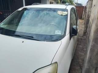 A picture of 2006 Toyota Seinna Space Bus