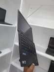 A picture of Lenovo x1 Carbon core i5