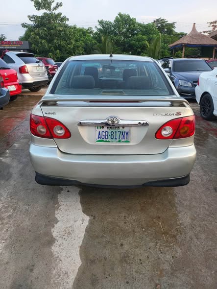 A picture of Distress 2004 Toyota corolla