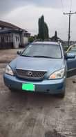 A picture of Lexus Rx330