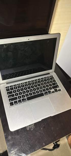 A picture of Mac Book Air