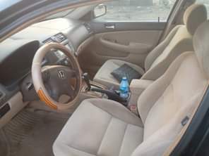 A picture of Honda Accord 2005 model aka Eod 4 sale Super Clean