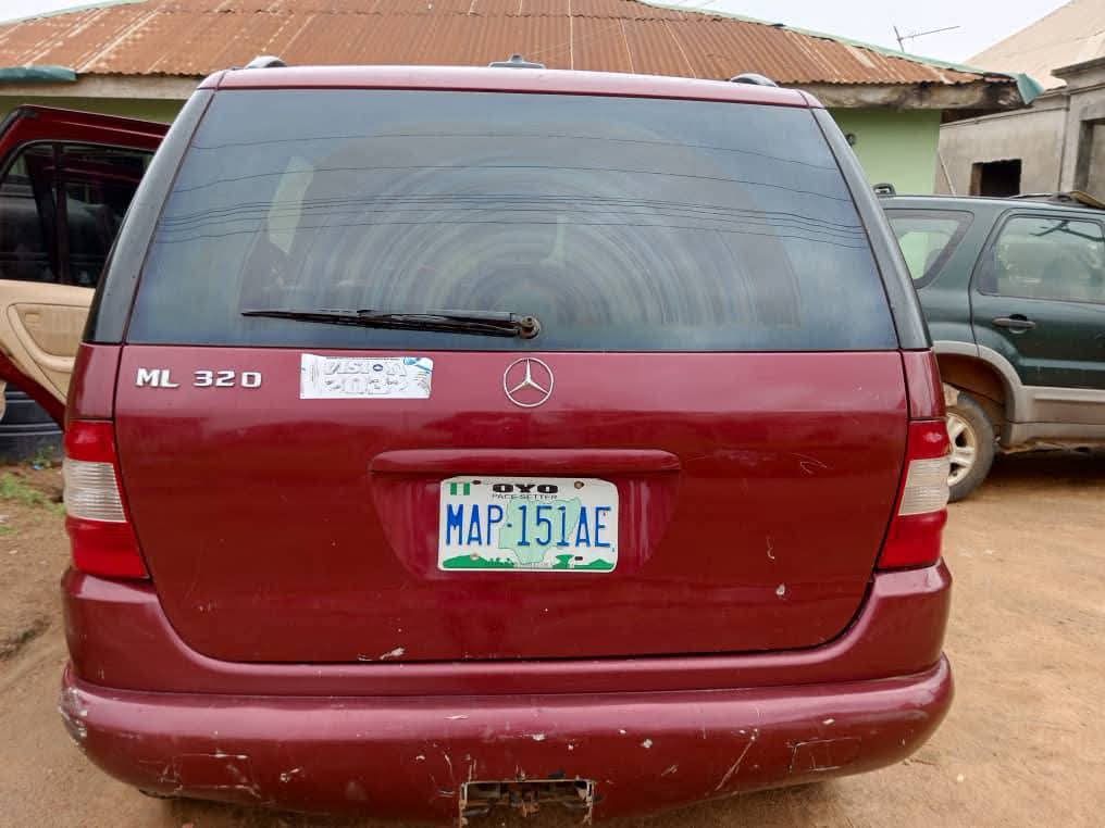 A picture of Today deal money needed asap ML 320 Mercedes Benz engine