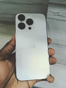 A picture of iPhone 14 pro max