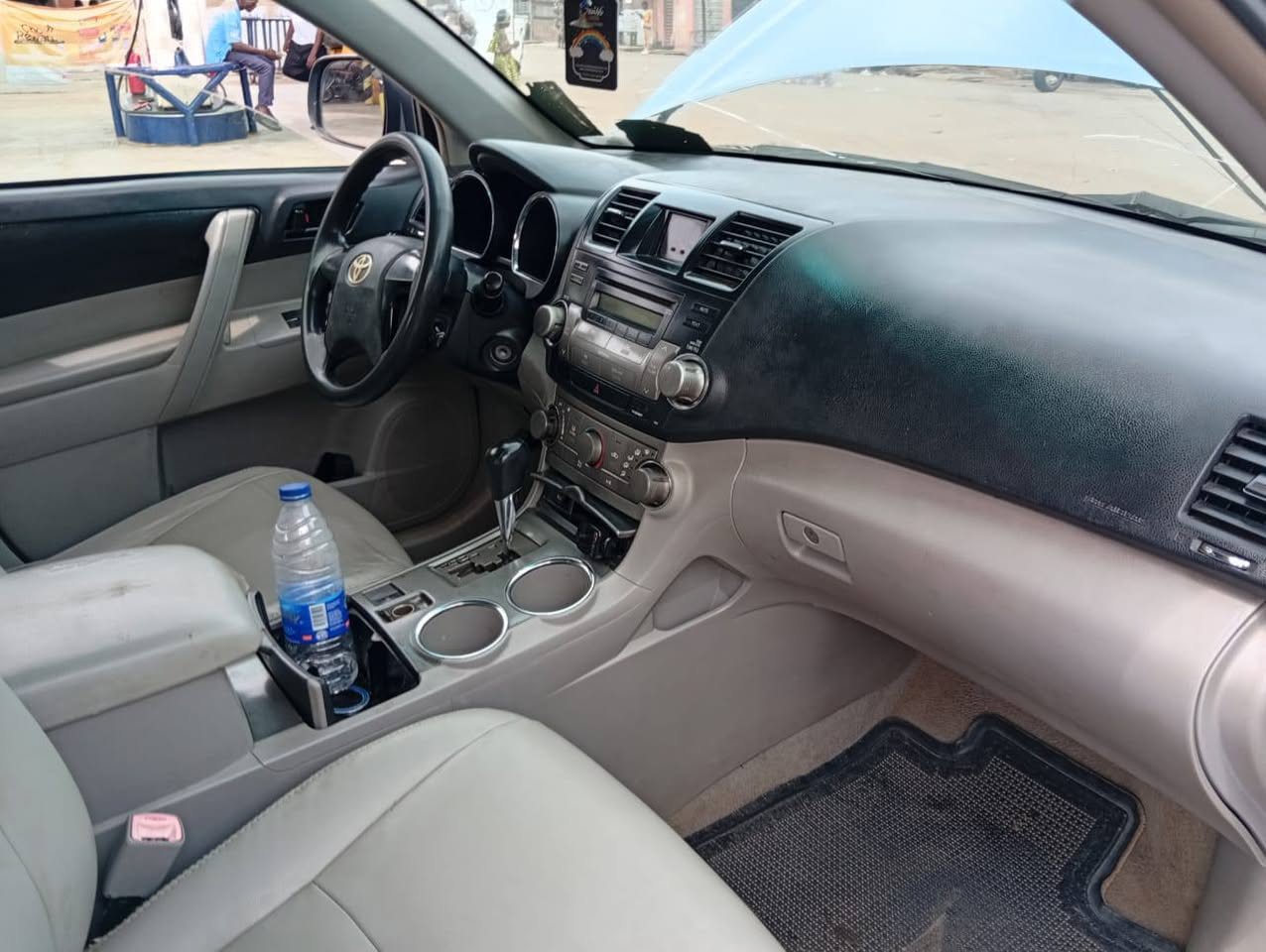 A picture of Toyota Highlander 2008 Distress sales