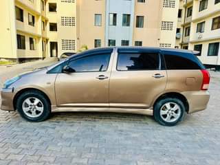A picture of TOYOTA WISH 0788078007