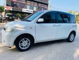 A picture of Toyota sienta