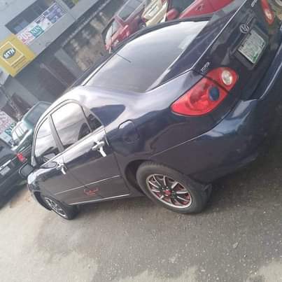 A picture of 2004 Corolla 2004
