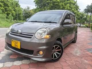 A picture of Toyota sienta