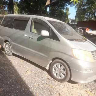 A picture of Toyota Alphard inauzwa