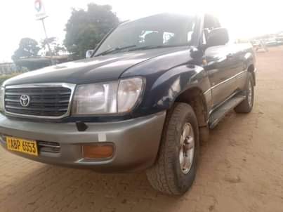 toyota land cruiser