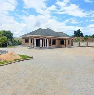A picture of House for sale at 800m ush at Kayunga Wakiso on