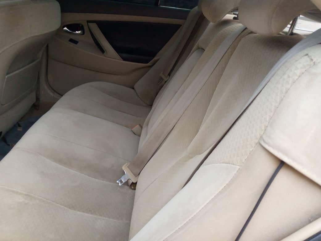 A picture of Toyota Camry 08