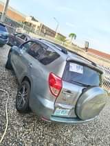 A picture of URGENT SALE Clean in and out 08 Toyota RAV4 fabrics