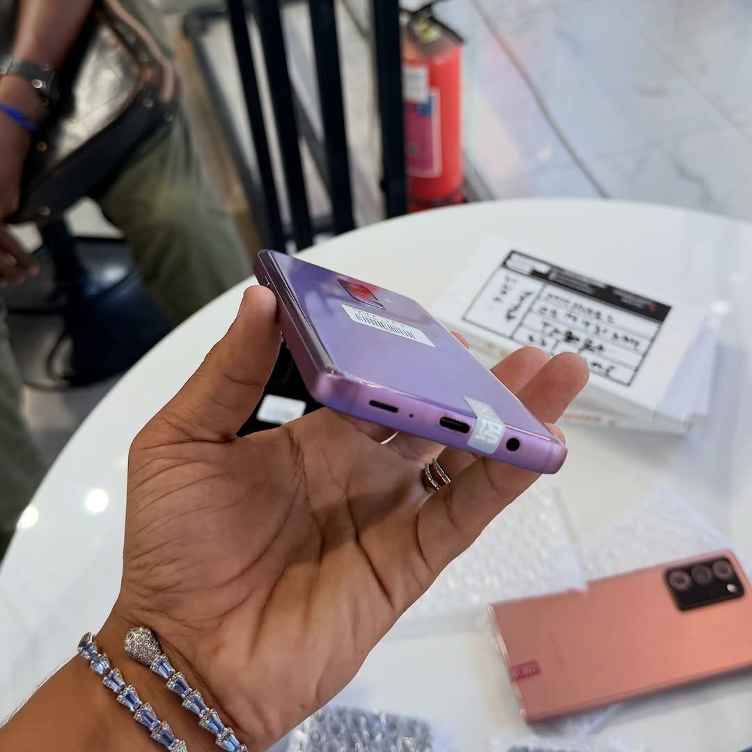 A picture of SAMSUNG GALAXY S9