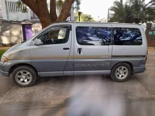 used toyota granvia