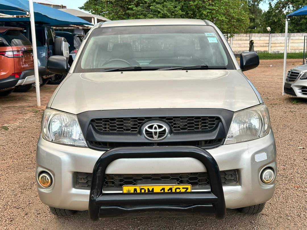 used toyota hilux