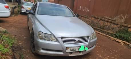 A picture of Toyota Mark X