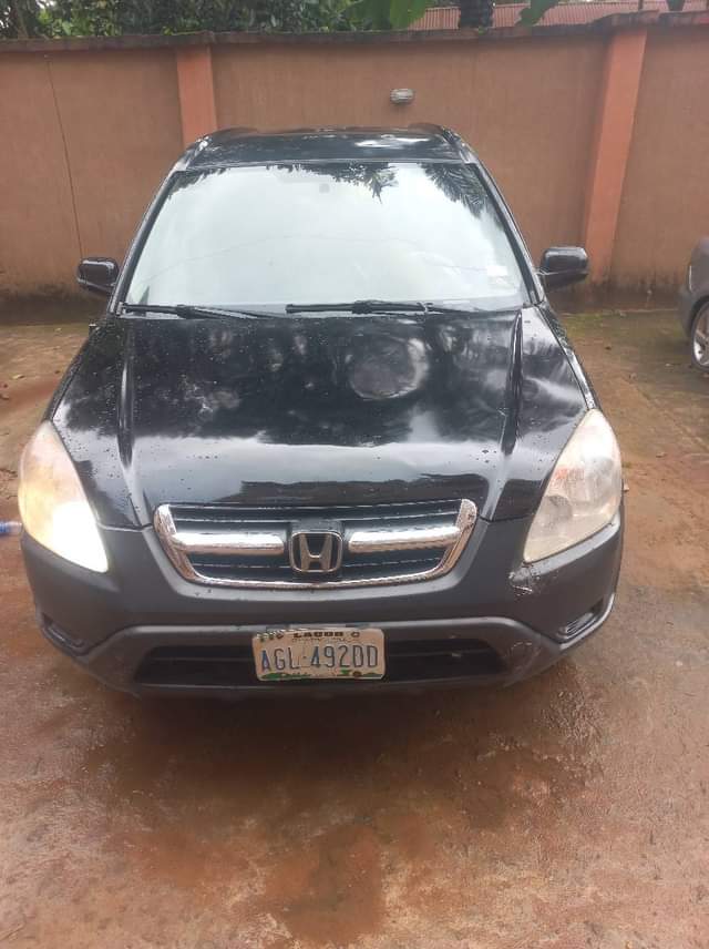 A picture of VERY CLEAN EXCELLENT 2004 HONDA CRV... BIG MEN JEEP.. Belgium