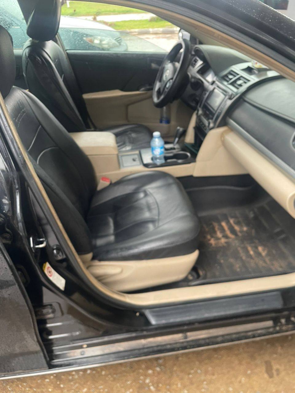A picture of 2013 Toyota camry