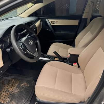 A picture of FOR SALE Super clean Toyota Corolla LE 2015 model with