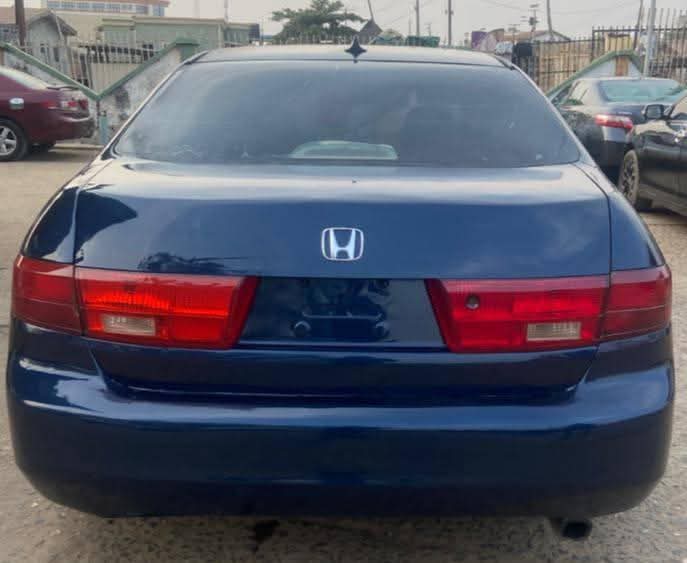A picture of 2004 Honda accord