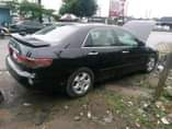A picture of Honda Accord 2004