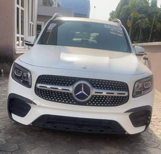 A picture of 2020 Mercedes Benz GLB formatic SUV