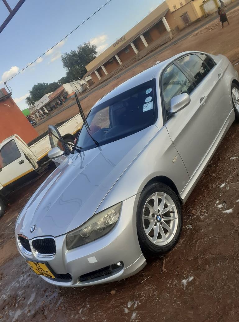 A picture of Bmw 320i